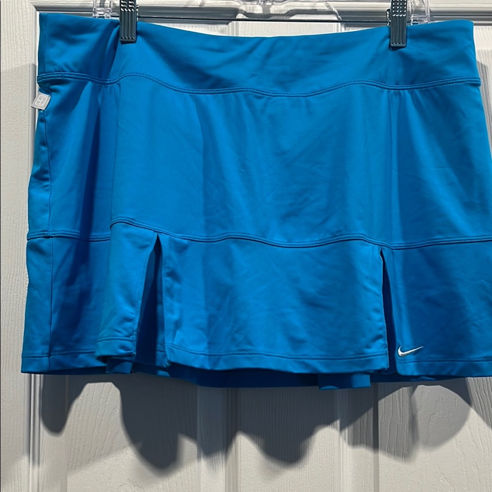 Nike Women's Blue Skort Size‎ XL